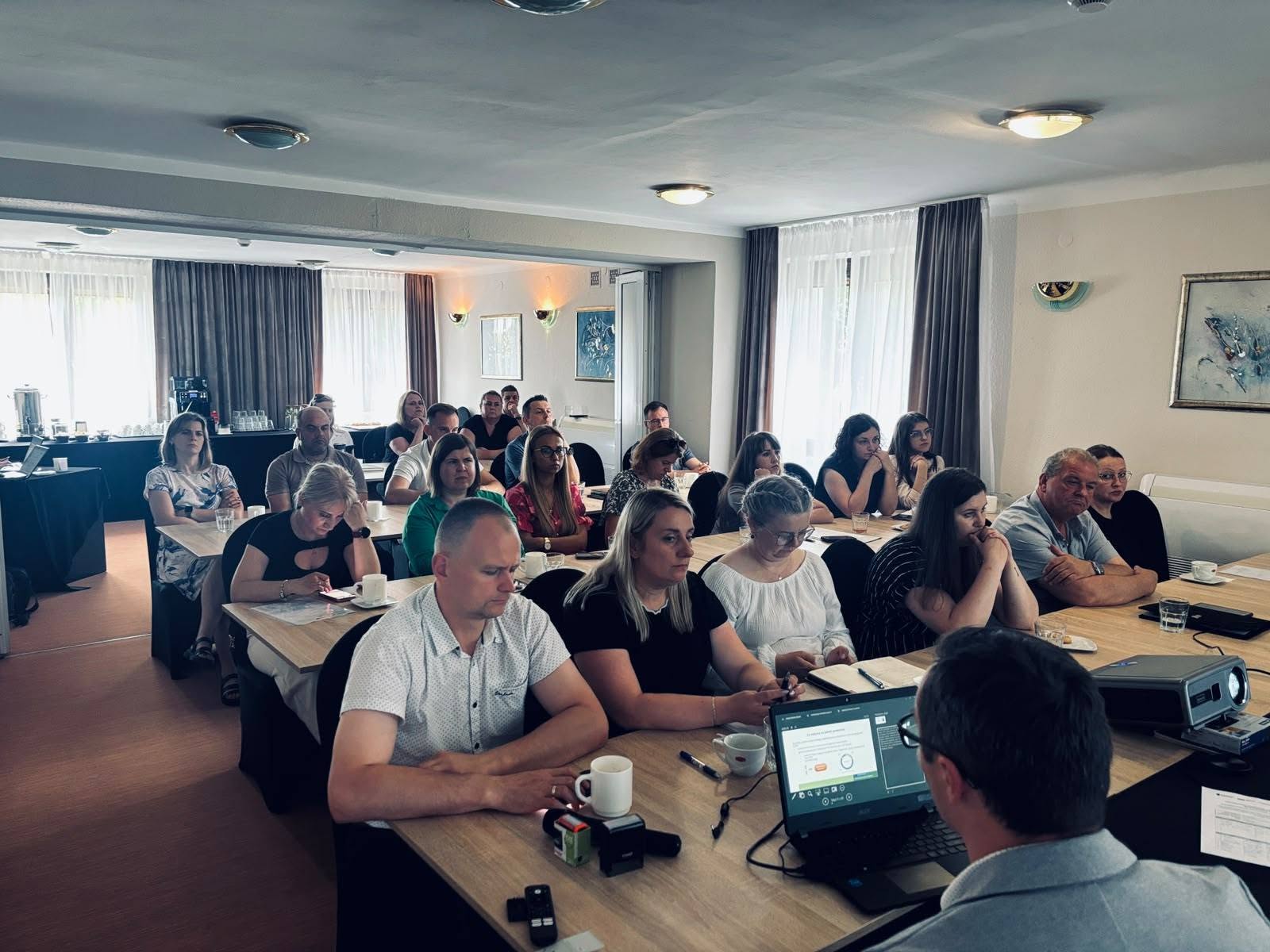 Gmina Czarnia uczestniczy w&nbsp;warsztatach dla energetyk&oacute;w gminnych zorganizowane przez nasz Projekt Doradztwa Energetycznego!