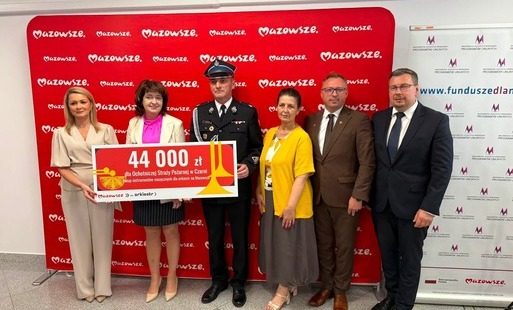 Wsparcie dla Gminnej Strażackiej Orkiestry Dętej w Czarni 